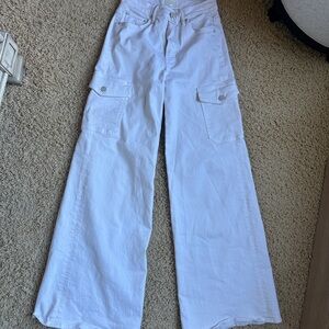White Wide-Leg Cargo Pants